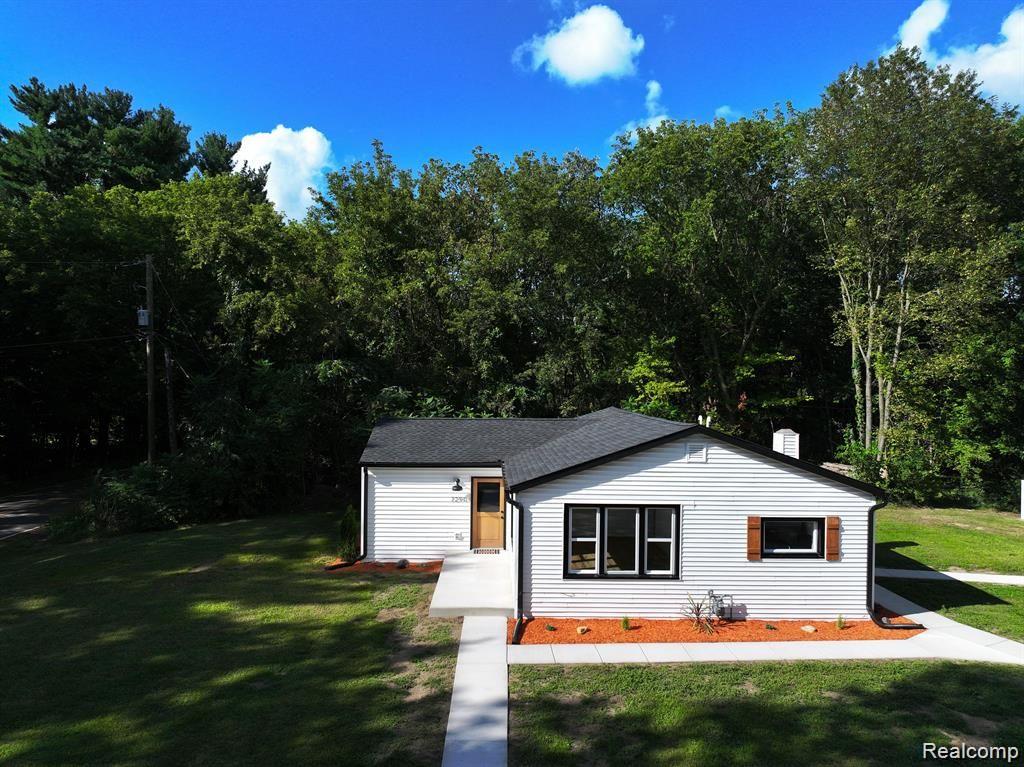 20010 West County Line Road Augusta, MI 49012 - Photo 2 of 47 Gallery Image 2