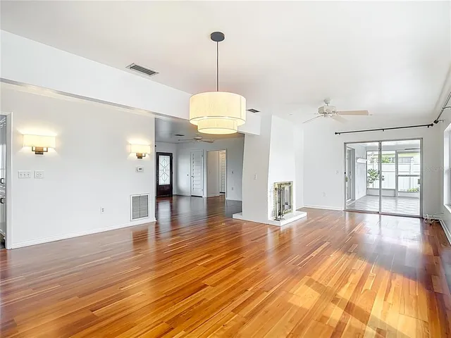 $675,000 | 1133 Burke Avenue, Dunedin, FL 34698