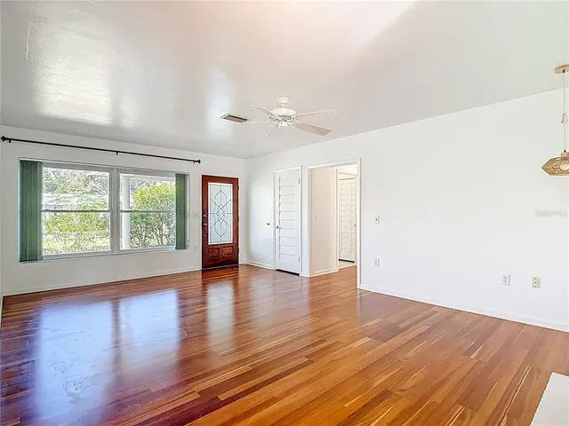 $675,000 | 1133 Burke Avenue, Dunedin, FL 34698