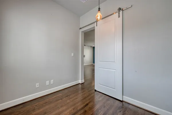 $3,200 | 951 West 17th Street, Houston, TX 77008