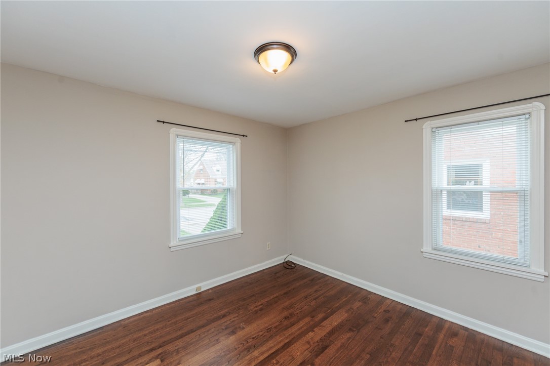 1551 Winchester Road Cleveland, OH 44124 - Photo 18 of 48