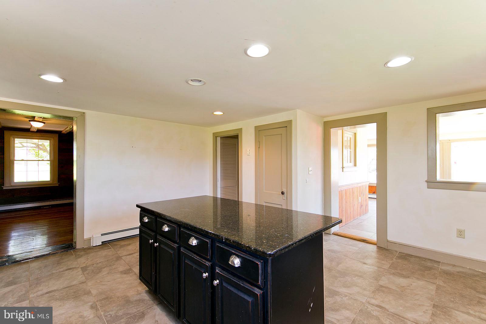 2000 Springsbury Road Berryville, VA 22611 - Photo 22 of 78 Gallery Image 22