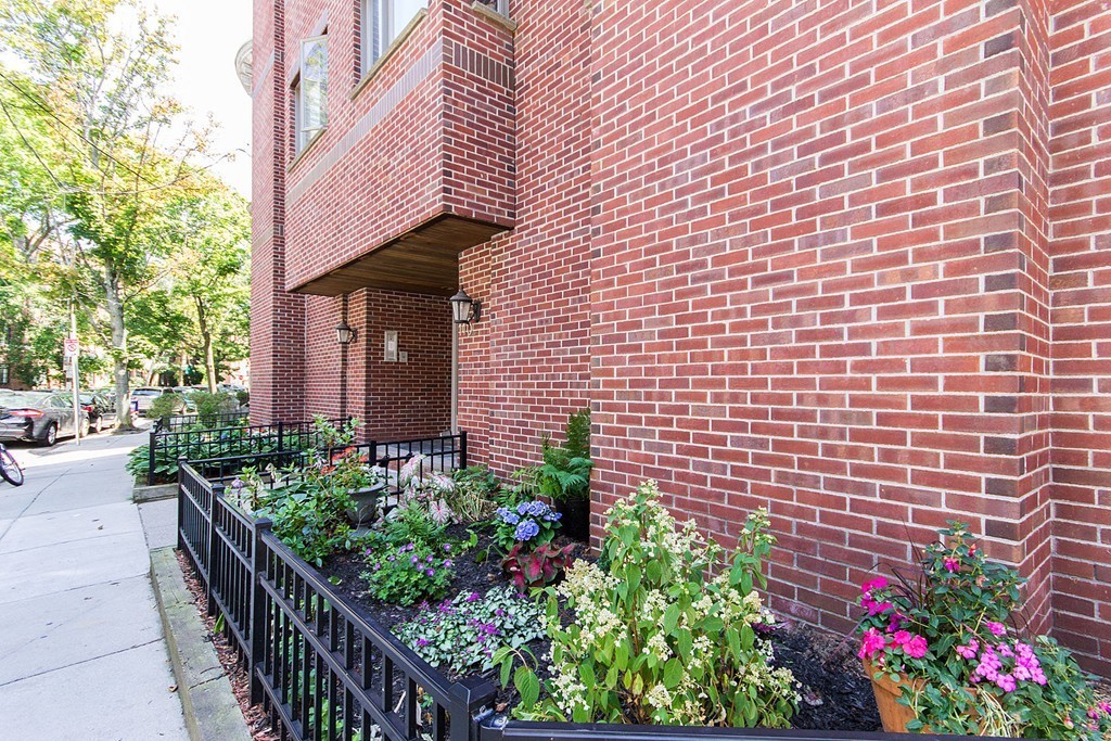 110 Strathmore Road, Unit 303 Boston, MA 02135 - Photo 18 of 20 Gallery Image 18