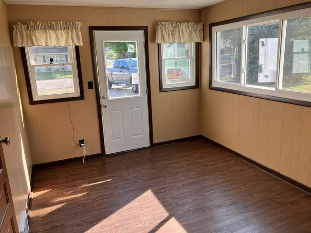 $169,900 | 910 West 19th Street, Sterling, IL 61081