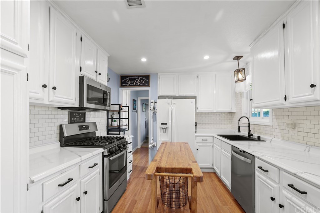 12839 10th Street Yucaipa, CA 92399 - Photo 5 of 21