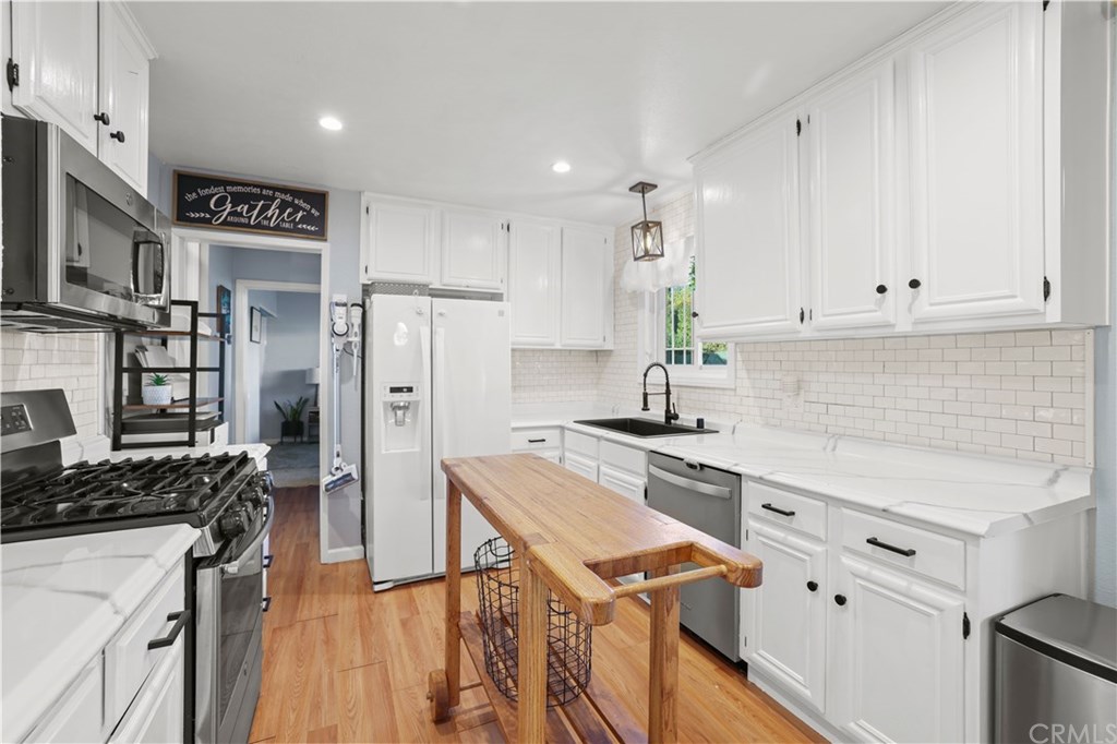 12839 10th Street Yucaipa, CA 92399 - Photo 7 of 21