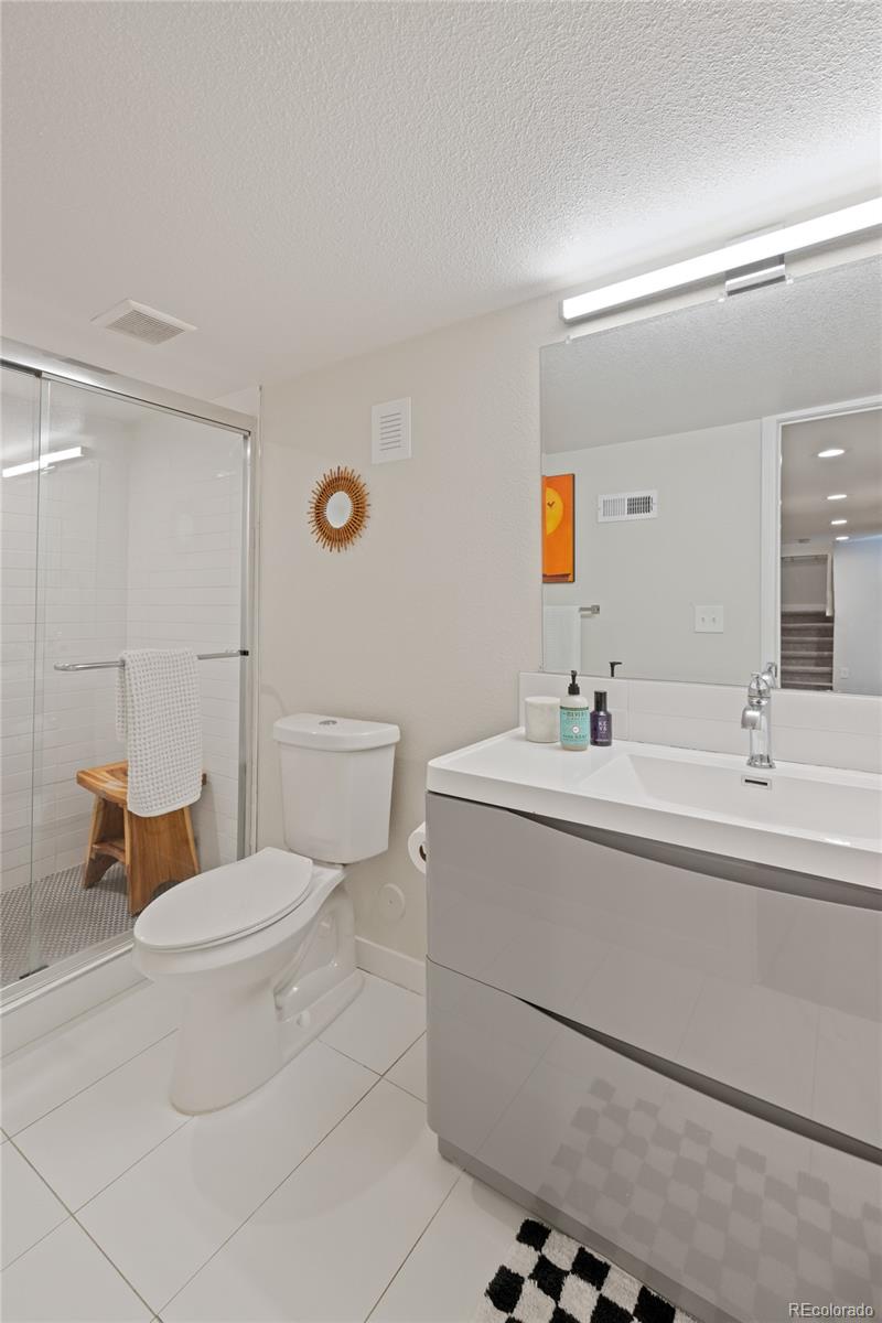 3011 Oneida Street Denver, CO 80207 - Photo 28 of 29