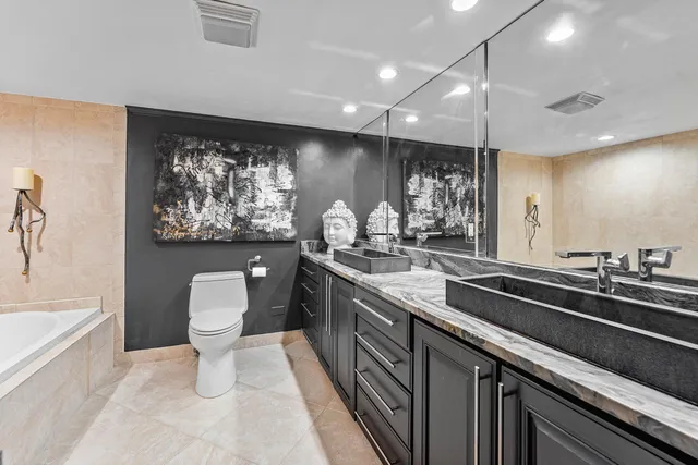 $1,199,000 | 5080 North Ocean Drive, Unit 6B, Singer Island, FL 33404