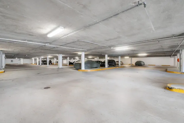 $1,199,000 | 5080 North Ocean Drive, Unit 6B, Singer Island, FL 33404