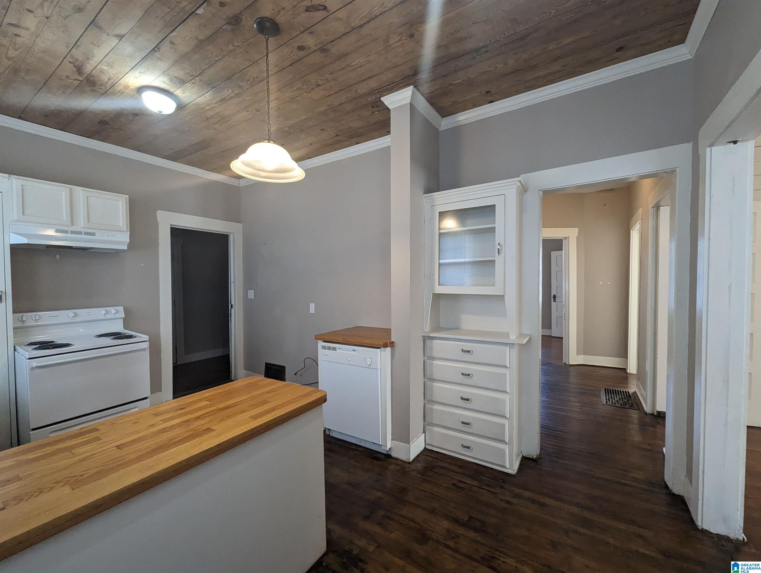 423 Goodwin Avenue Anniston, AL 36207 - Photo 19 of 41