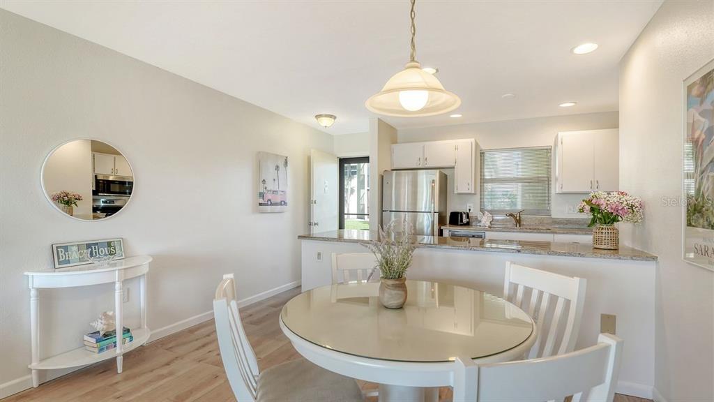 925 Beach Road, Unit 109 Sarasota, FL 34242 - Photo 15 of 70