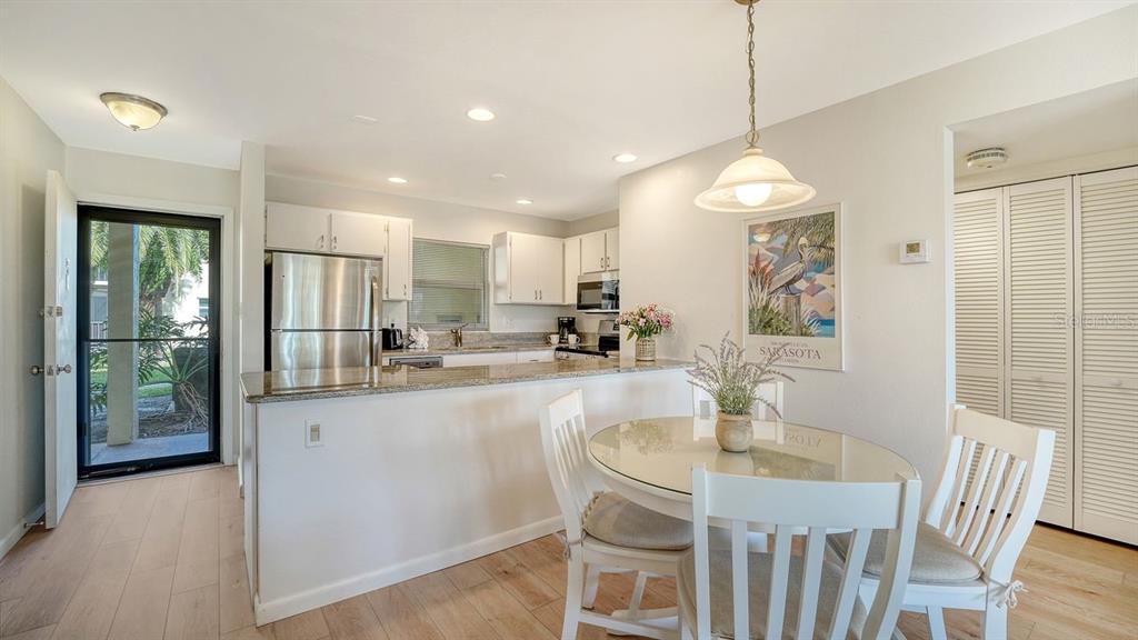 925 Beach Road, Unit 109 Sarasota, FL 34242 - Photo 16 of 70