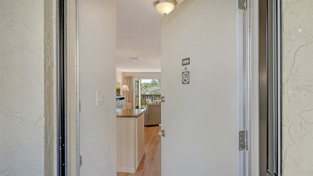 925 Beach Road, Unit 109 Sarasota, FL 34242 - Photo 6 of 70