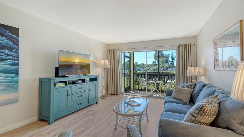 925 Beach Road, Unit 109 Sarasota, FL 34242 - Photo 8 of 70