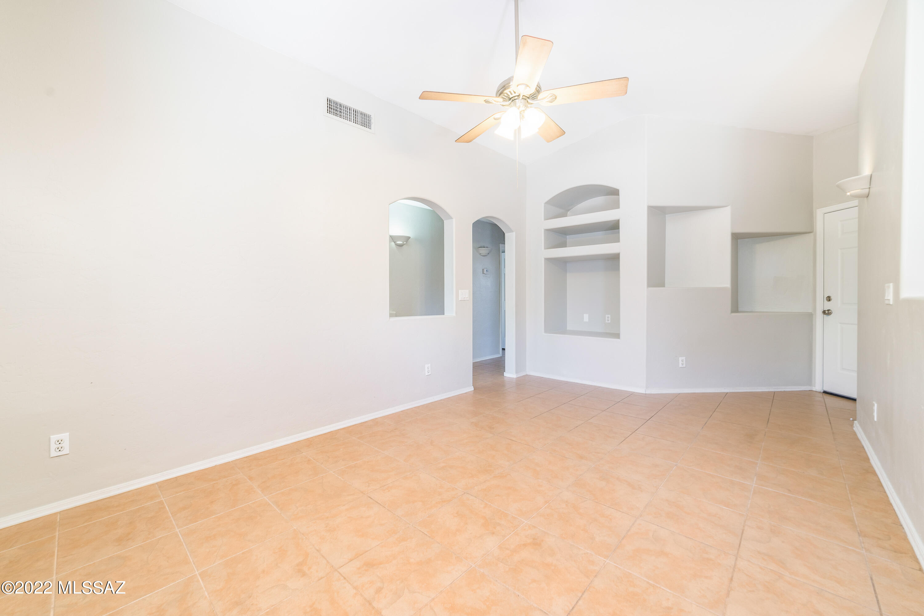 8466 South Burien Road Tucson, AZ 85747 - Photo 8 of 34