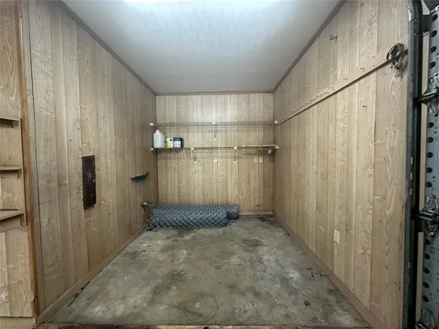 a view of a storage & utility room