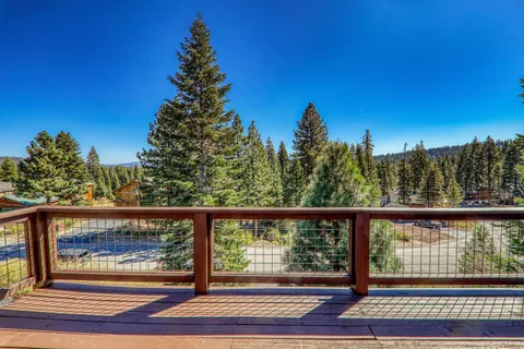 $939,000 | 11566 Rhineland Avenue, Truckee, CA 96161