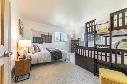 $939,000 | 11566 Rhineland Avenue, Truckee, CA 96161