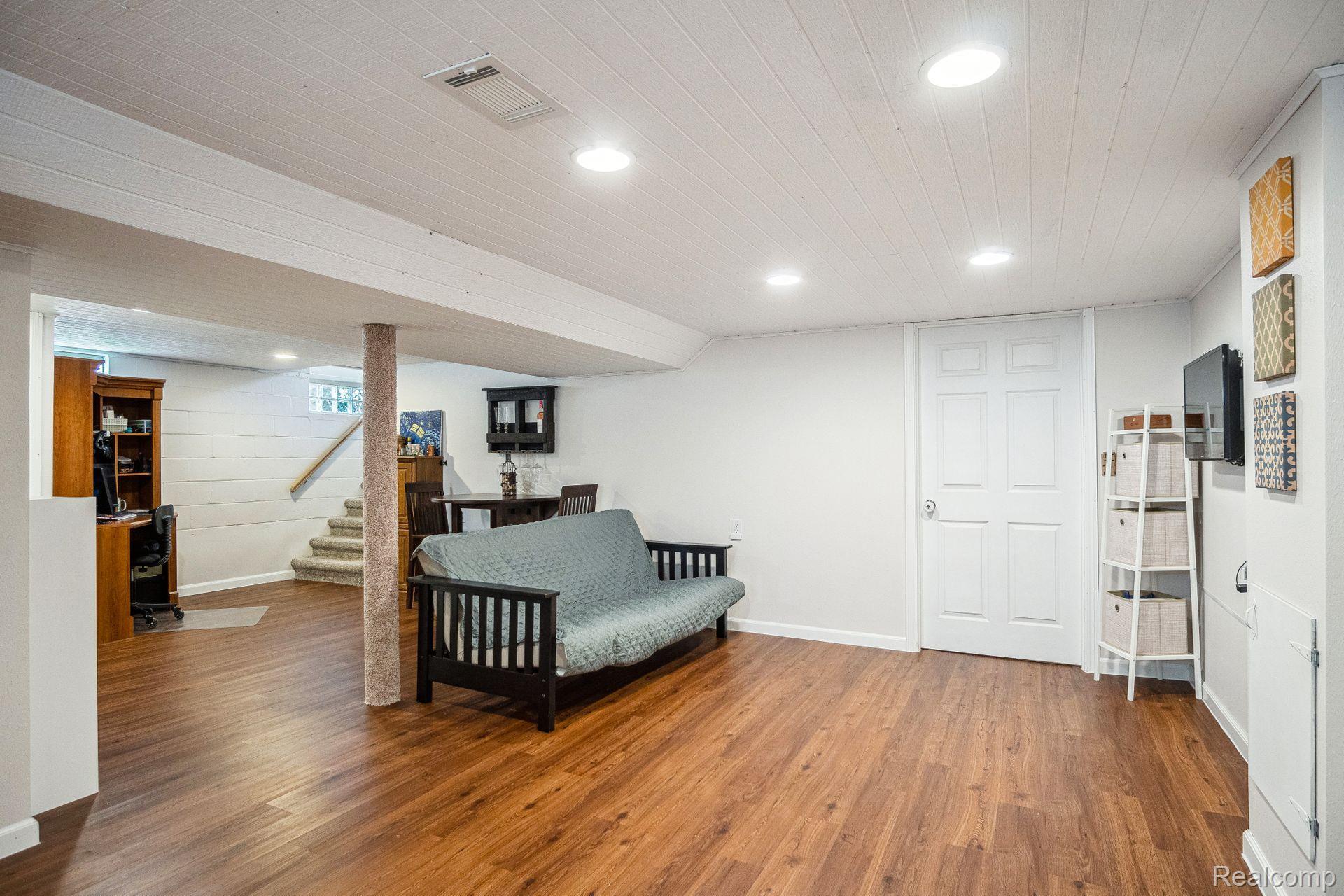 2255 Vivian Road Monroe, MI 48162 - Photo 10 of 17 Gallery Image 10