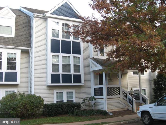 12906 Grays Pointe Road, Unit 6A Fairfax, VA 22033 - Photo 1 of 9 Exterior (Main)