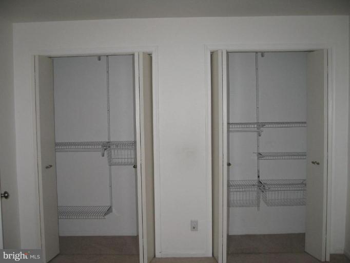 12906 Grays Pointe Road, Unit 6A Fairfax, VA 22033 - Photo 8 of 9 Bedroom #1