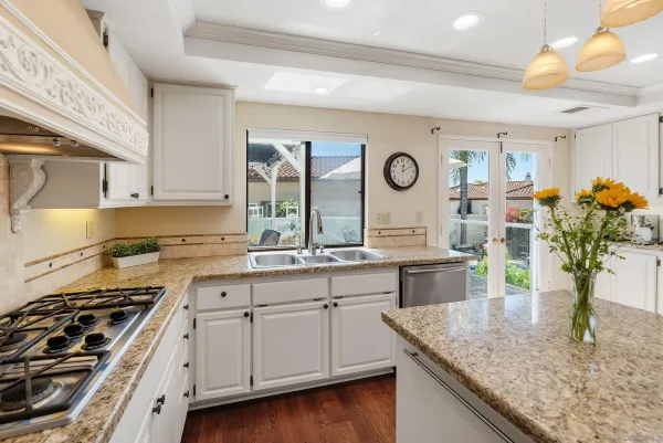 $1,229,000 | 821 Inspiration Lane, Escondido, CA 92025