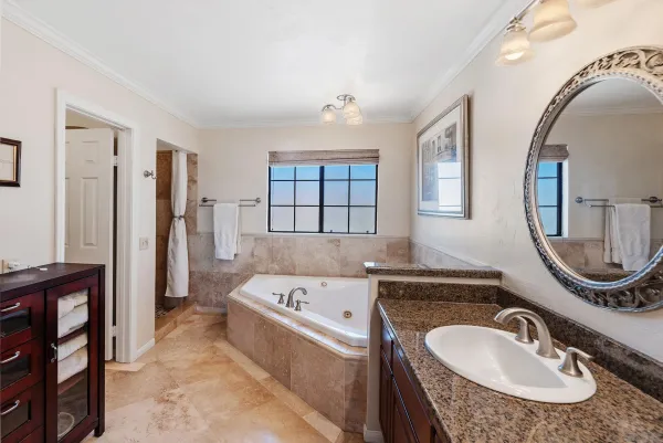 $1,229,000 | 821 Inspiration Lane, Escondido, CA 92025