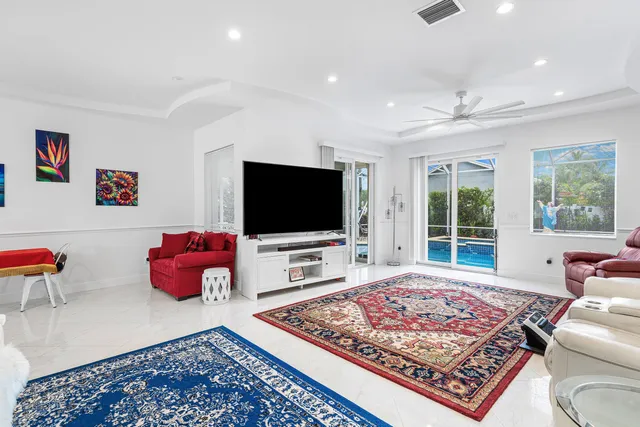 $2,550,000 | 951 Northwest 2nd Avenue, Boca Raton, FL 33432