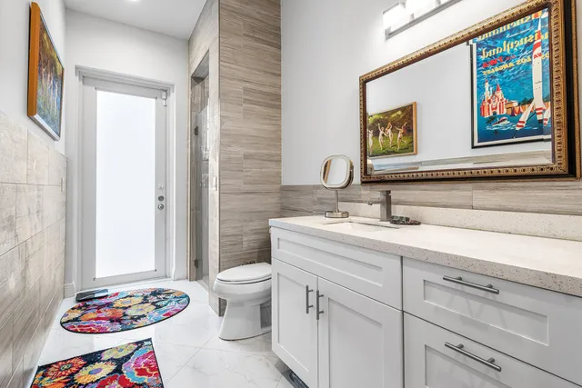 $2,550,000 | 951 Northwest 2nd Avenue, Boca Raton, FL 33432