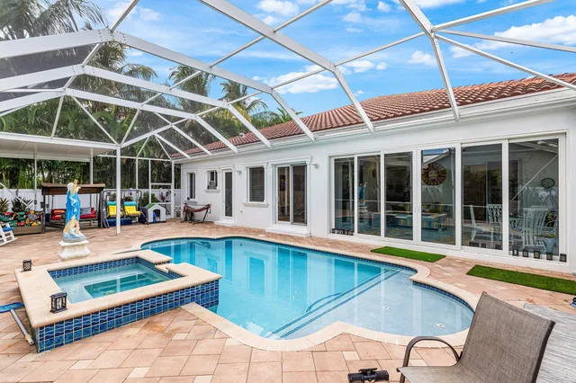 $2,550,000 | 951 Northwest 2nd Avenue, Boca Raton, FL 33432