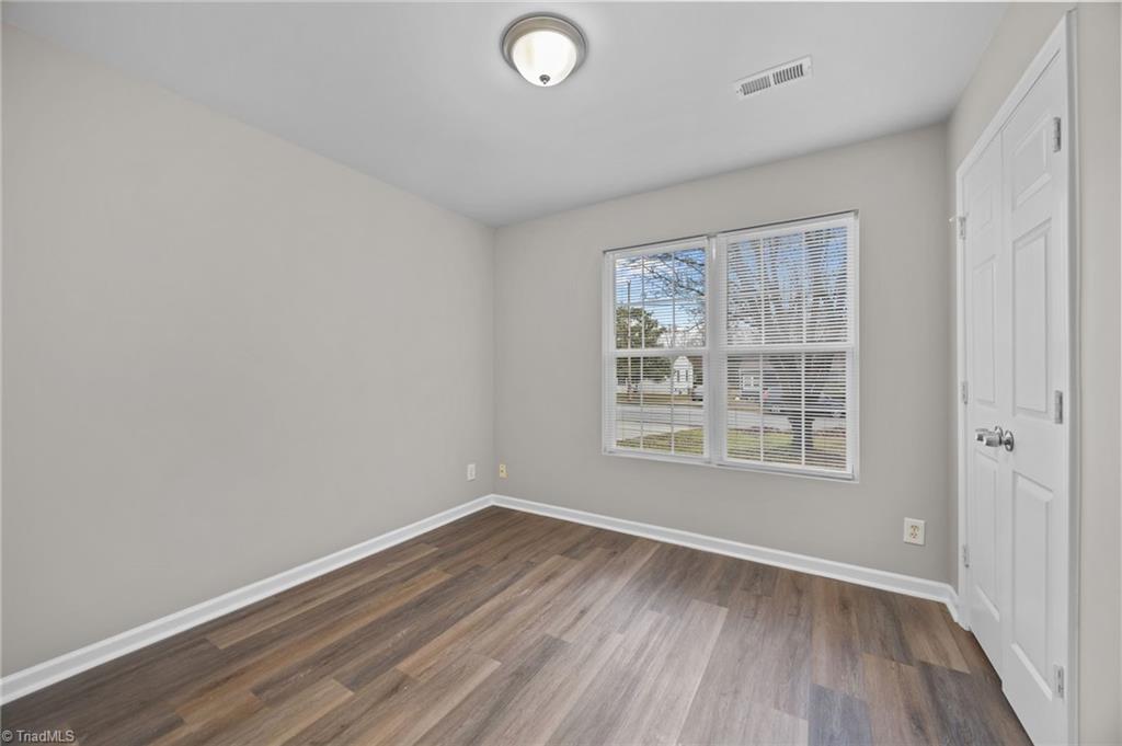 1109 Terrell Drive High Point, NC 27262 - Photo 15 of 29 Bedroom 2