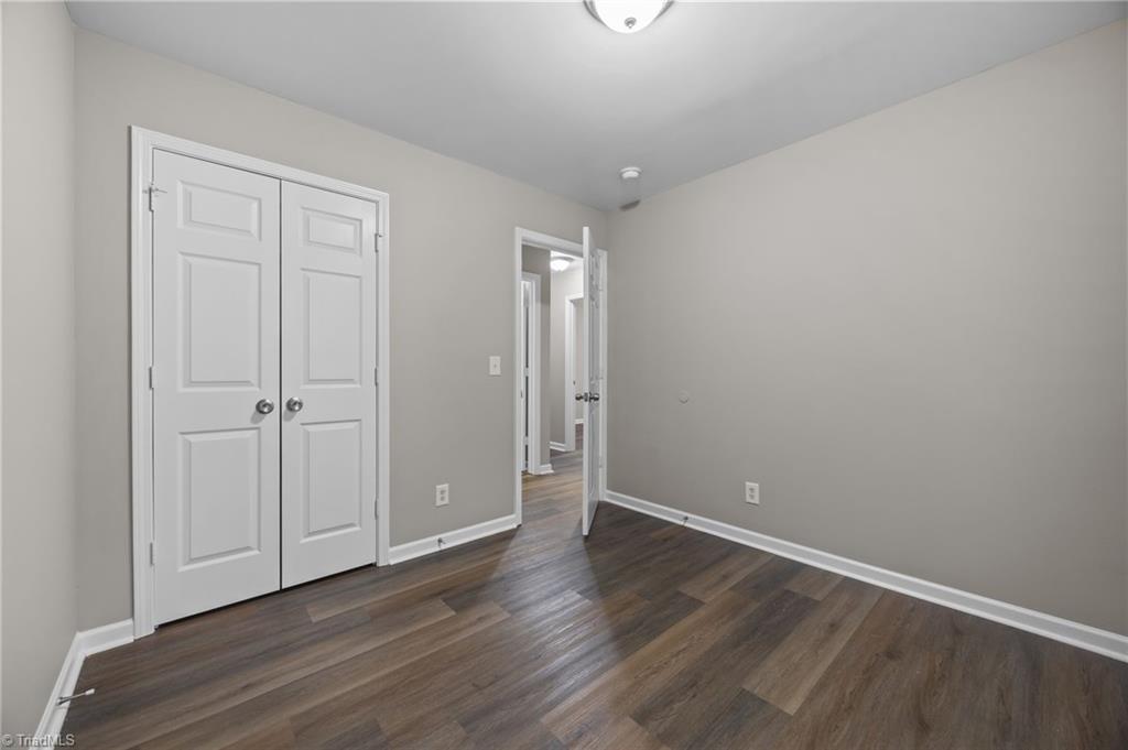 1109 Terrell Drive High Point, NC 27262 - Photo 22 of 29 Bedroom 4