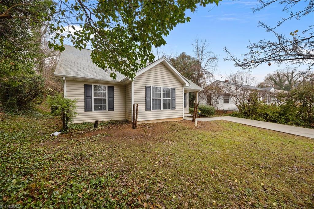 1109 Terrell Drive High Point, NC 27262 - Photo 3 of 29