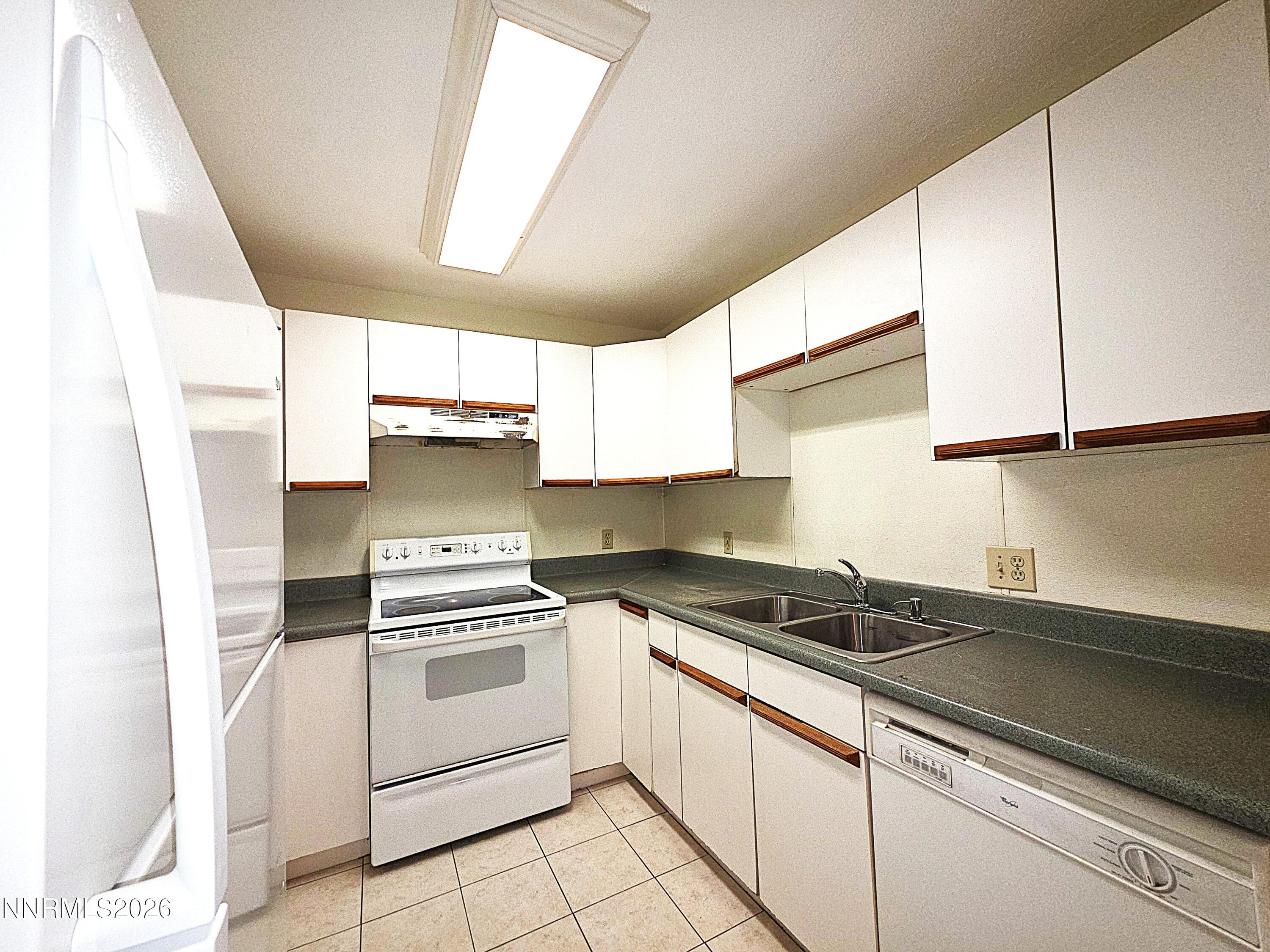 2345 Tripp Drive, Unit 7 Reno, NV 89512 - Photo 5 of 13 20260603_095435