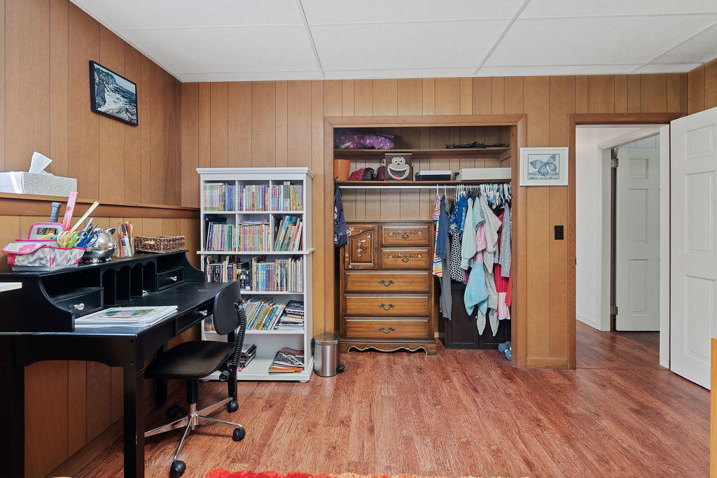1 Carriage Road Cumberland, ME 04110 - Photo 22 of 36 034_1carriagerdcumberland-18