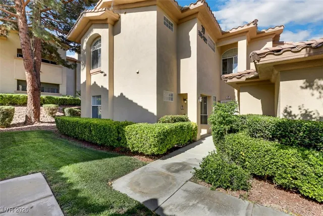 $2,995 | 2050 West Warm Springs Road, Unit 3012, Henderson, NV 89014