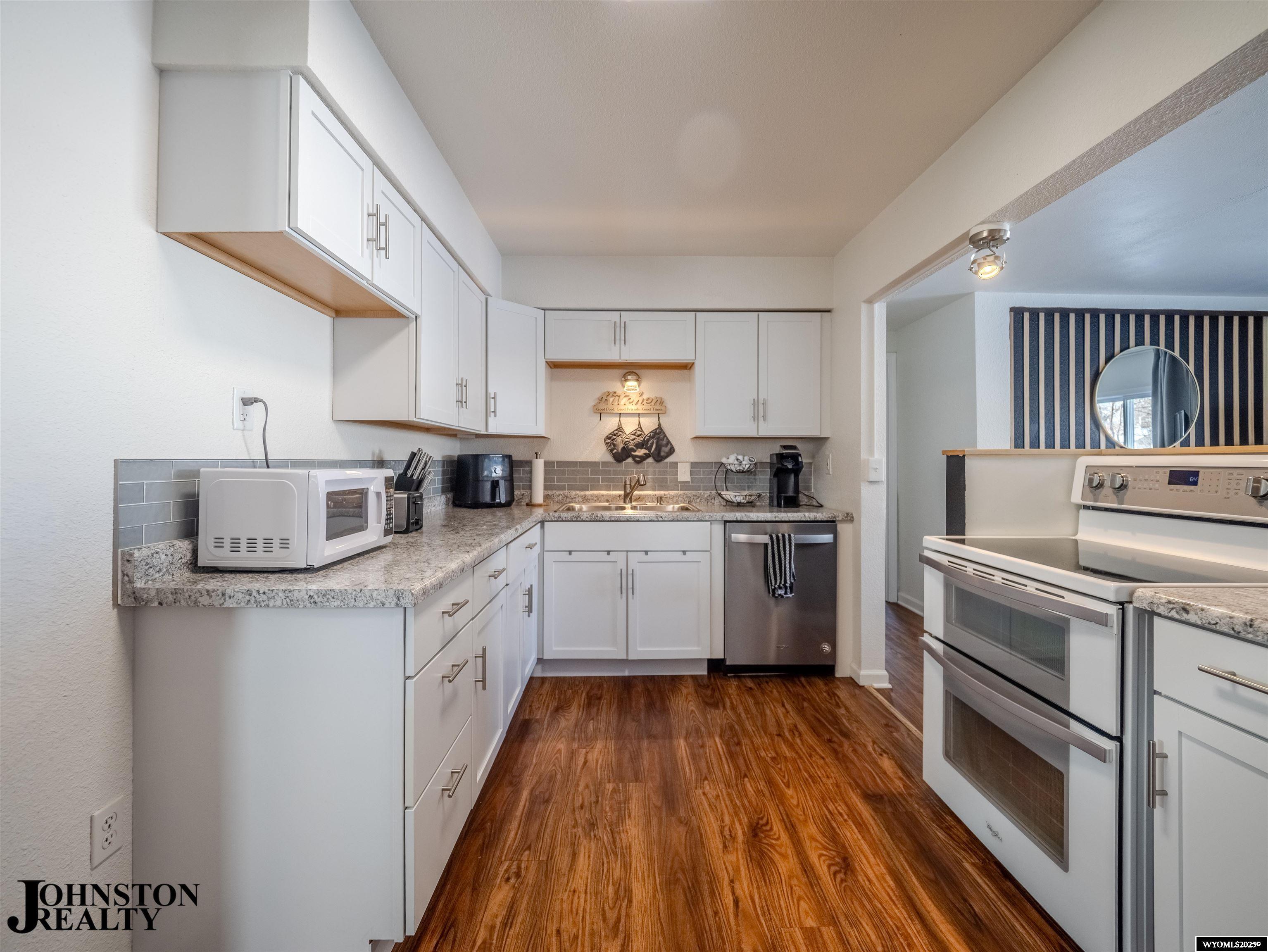 1144 West 22nd Street Casper, WY 82604 - Photo 16 of 38