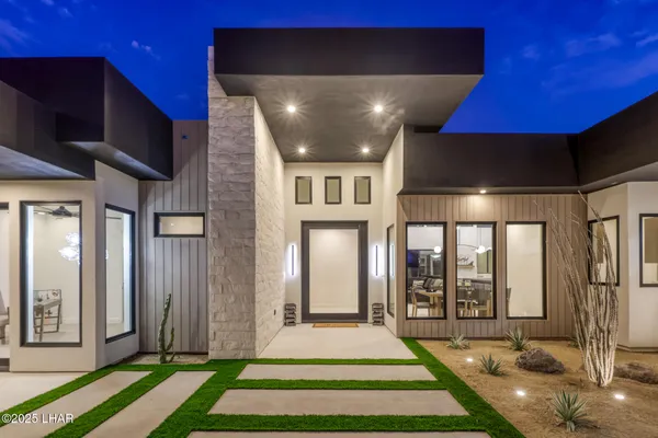 $2,395,000 | 2480 Stroke Drive, Lake Havasu City, AZ 86406