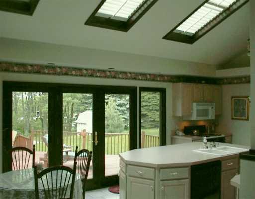 153 Foxwood Road Coraopolis, PA 15108 - Photo 8 of 8 Gallery Image 8