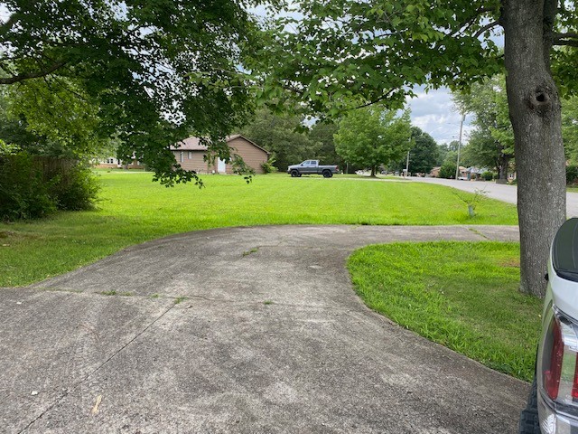 634 Inver Lane Clarksville, TN 37042 - Photo 3 of 4 a view of a golf course with a park