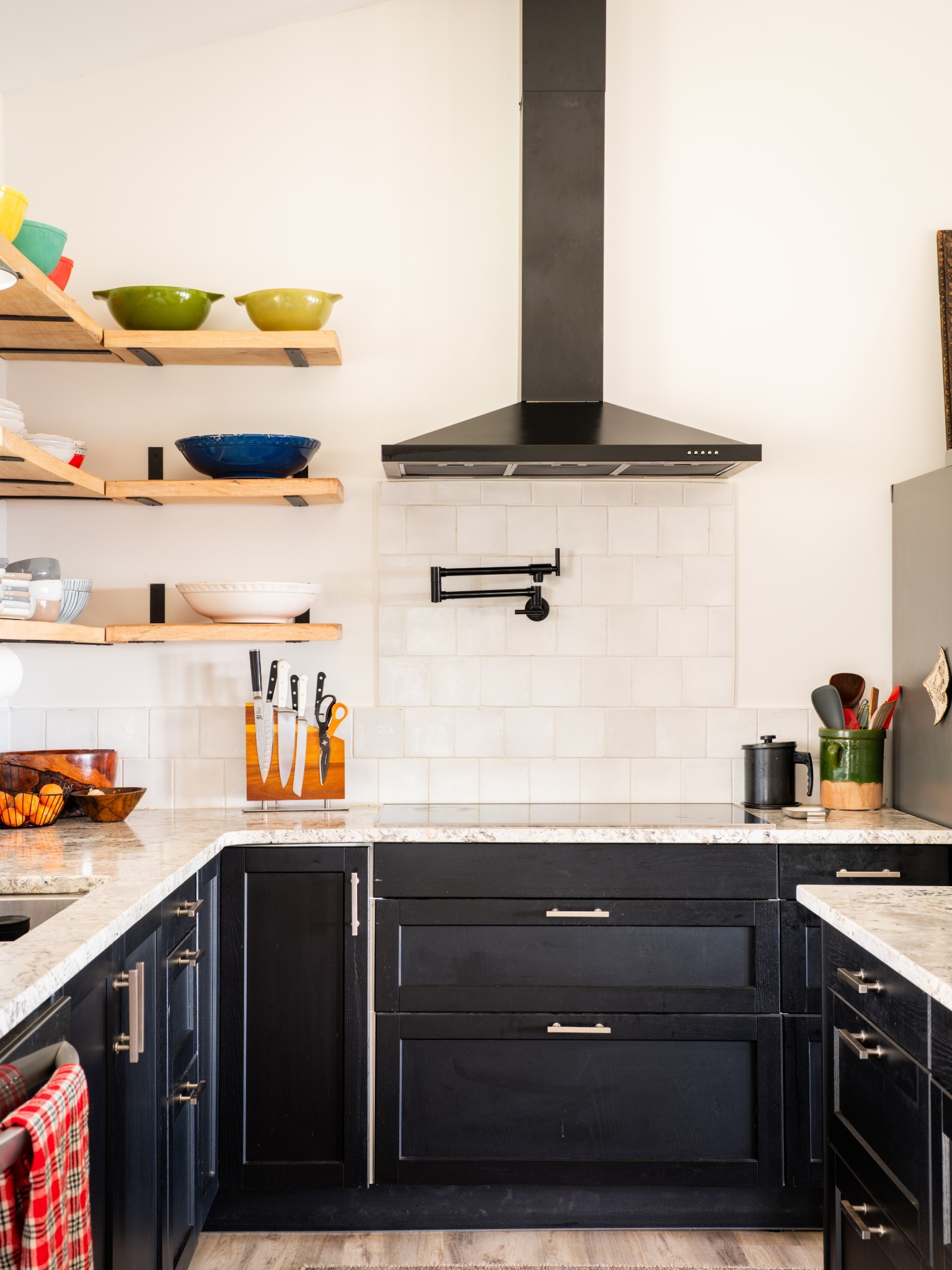7050 Bakerville Road Waverly, TN 37185 - Photo 17 of 50 a kitchen with stainless steel appliances a cabinets and counter space