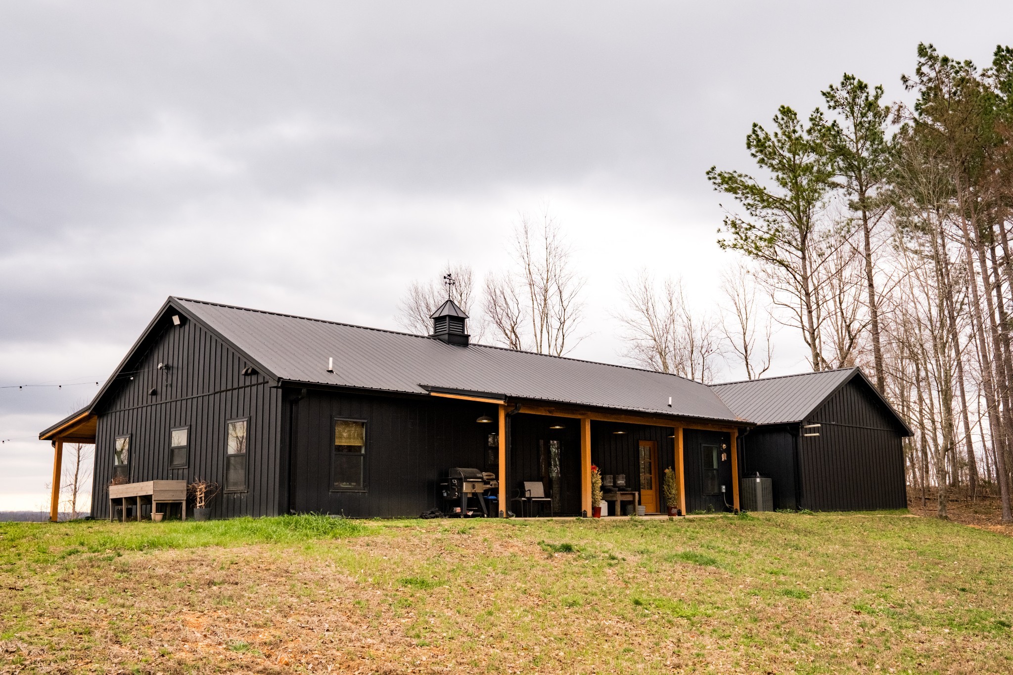7050 Bakerville Road Waverly, TN 37185 - Photo 28 of 50 a view of a house with a yard