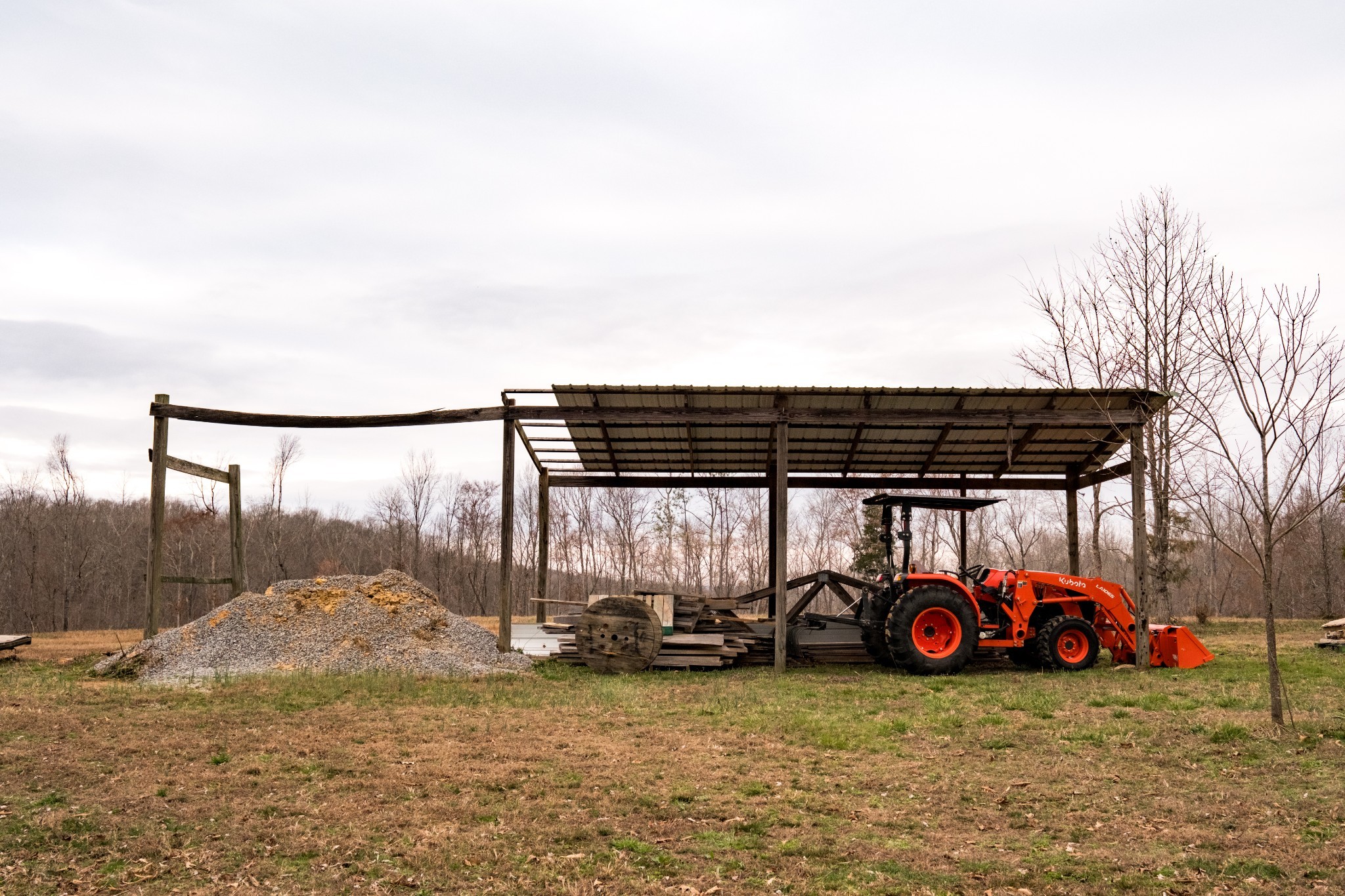 7050 Bakerville Road Waverly, TN 37185 - Photo 44 of 50 a view of a yard with car parked