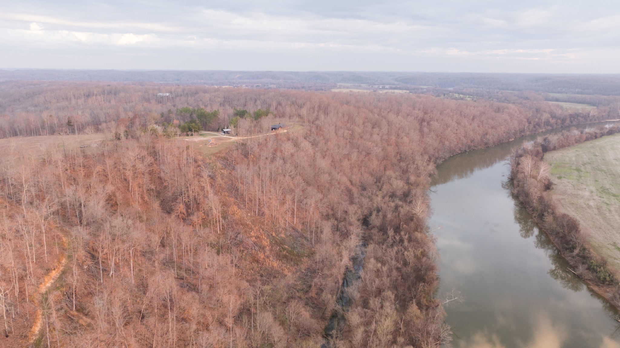 7050 Bakerville Road Waverly, TN 37185 - Photo 50 of 50 a view of city and mountain