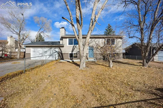 $375,000 | 2010 Hampton South, Colorado Springs, CO 80906