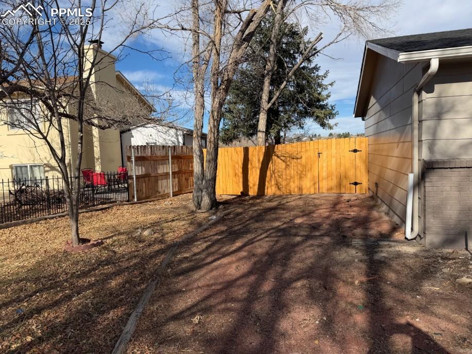 2010 Hampton South Colorado Springs, CO 80906 - Photo 44 of 45