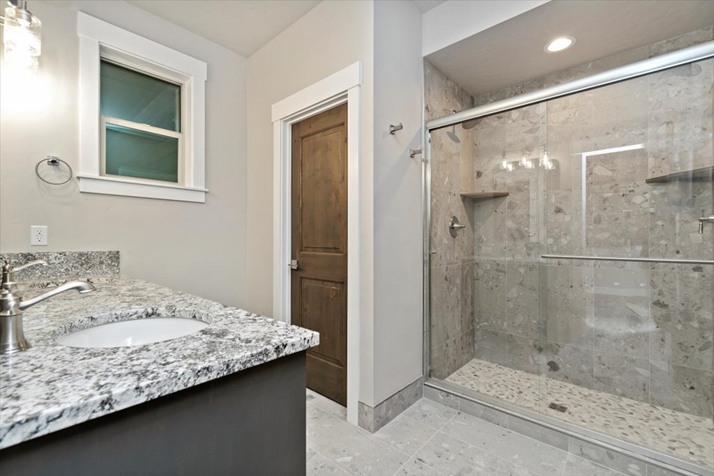 136 Jacks Loop Donnelly, ID 83615 - Photo 18 of 71