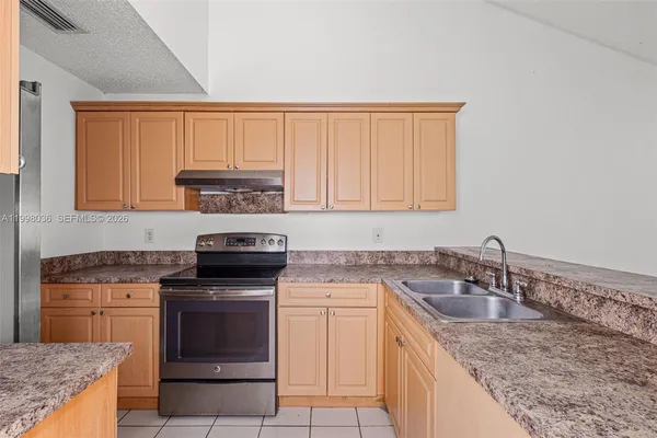 $2,650 | 6916 Southwest 37th Street, Unit 1C, Miramar, FL 33023