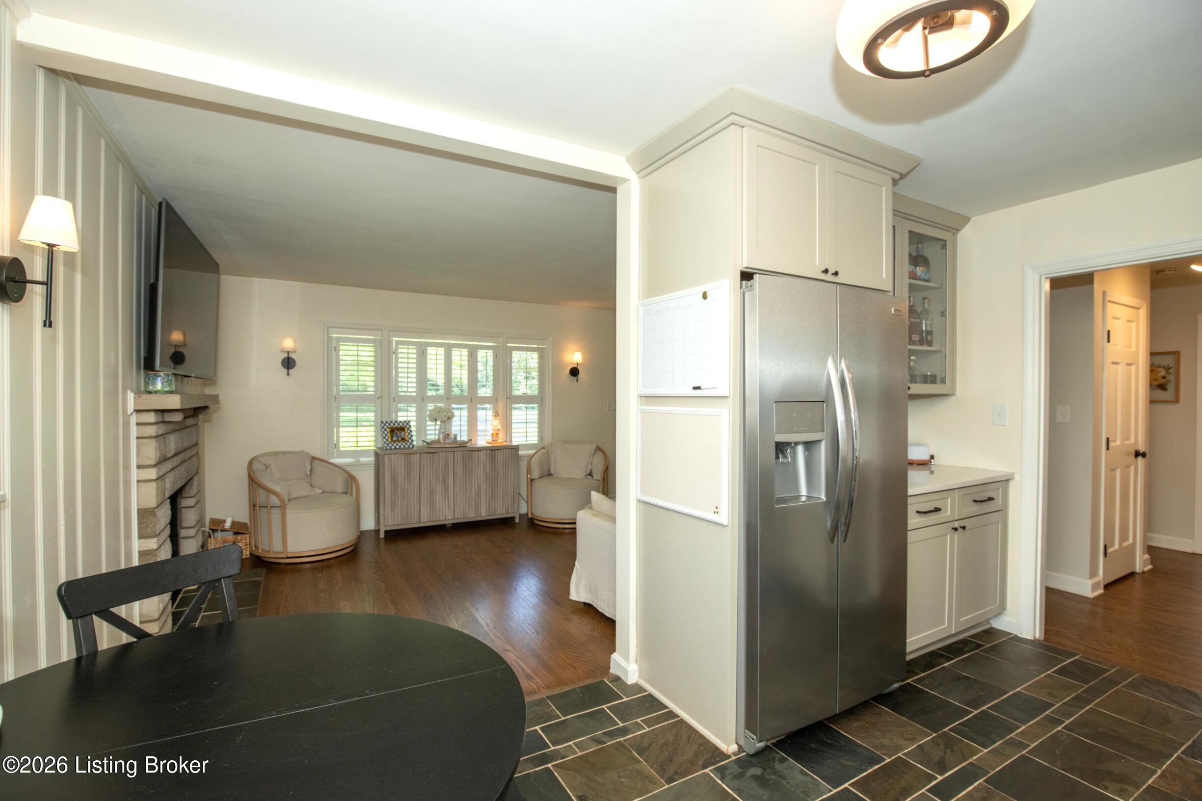 4110 Ledyard Road Louisville, KY 40207 - Photo 11 of 40 4110 Ledyard Rd-3002