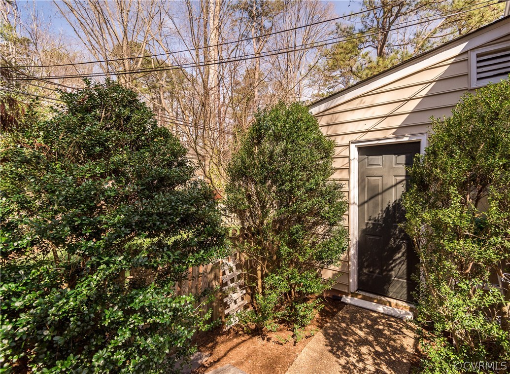 108 Ralston Road Henrico, VA 23229 - Photo 39 of 42 a view of a house with a tree